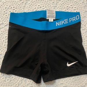 Nike Pro 3” shorts